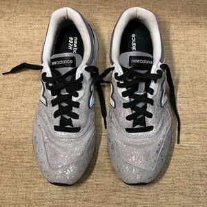 New Balance 997H  Sneakers! Size 91/2 - Used!